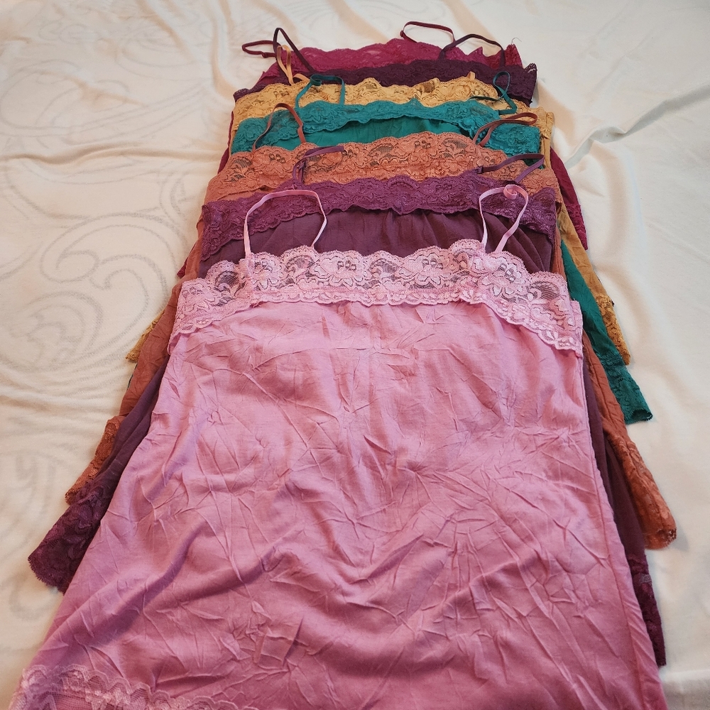 Crinkle lace cami tops size large